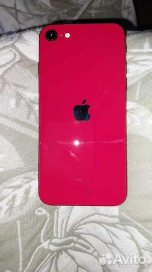 iPhone SE, 128 ГБ