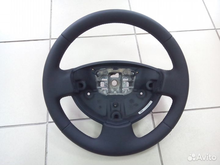 Руль Renault
