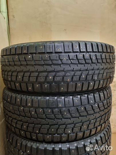 Dunlop SP Winter Ice 01 225/65 R17 102T