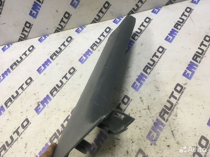Обшивка стойки центральной правой Киа Спектра