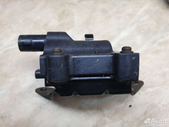 Катушка зажигания toyota carina E 19500-74090