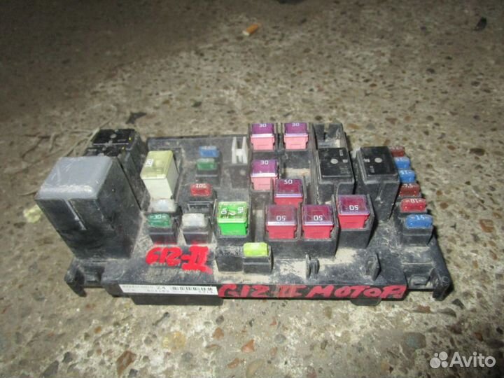 Блок предохранителей моторный Subaru Impreza G12