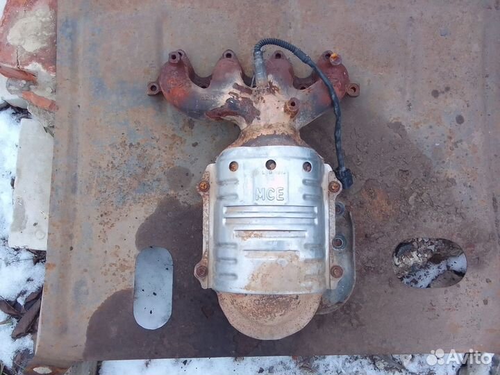 Впускной коллектор 1.4 без катализ Hyundai Getz