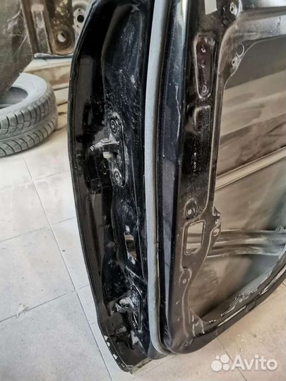 Mercedes W166 ML GLE дверь задняя правая