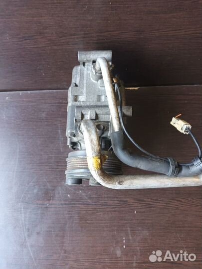 Компрессор кондиционера Mazda LF