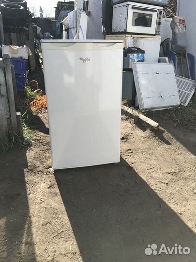 Морозильник Wirlpool