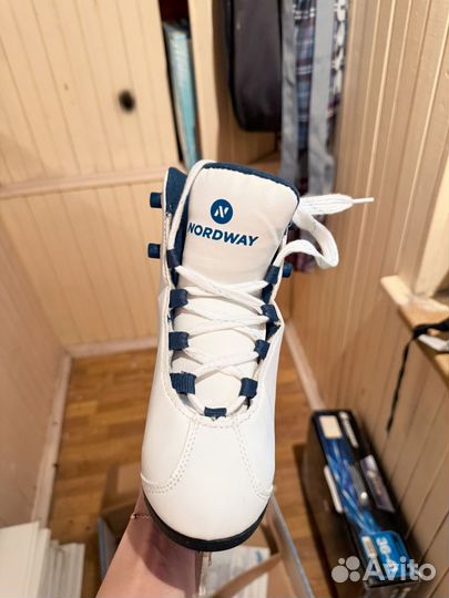 Коньки женские прогулочные 35 размер