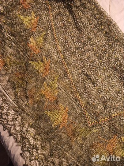 Шаль шерстяная