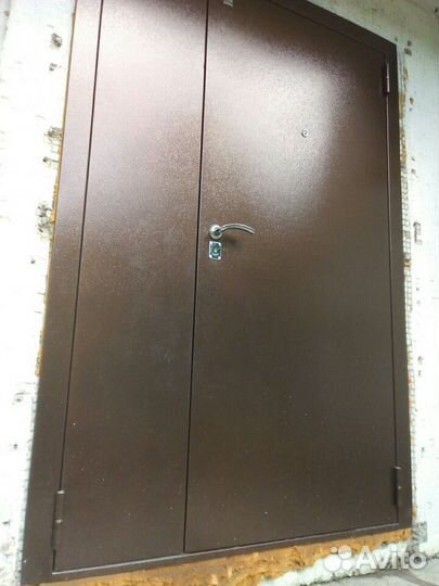 Двери входные и межкомнатные