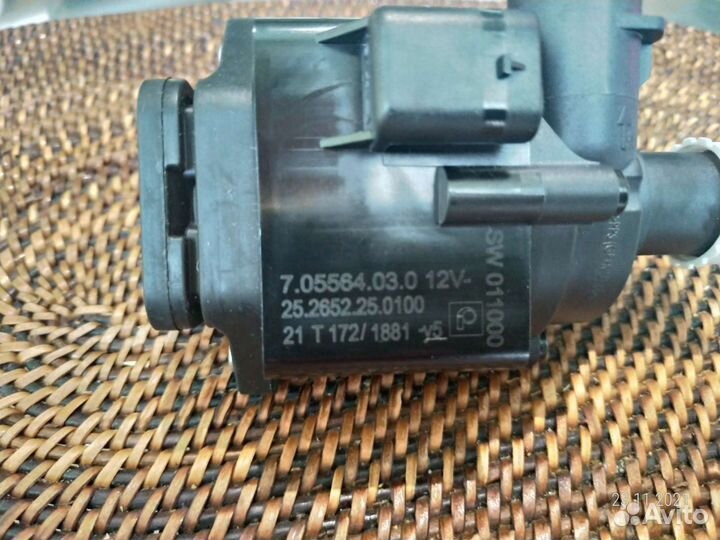 Помпа водяной насос Eberspacher VW Audi Porsche