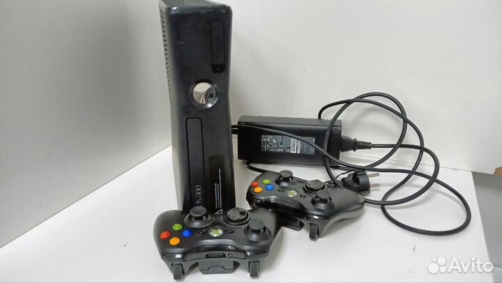 Игровые приставки Microsoft Xbox 360 60GB