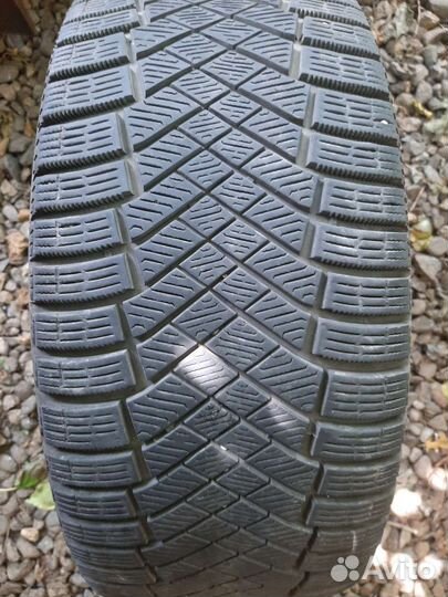Pirelli Ice Zero 235/45 R18 H