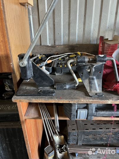 Станок для клепки пильных цепей