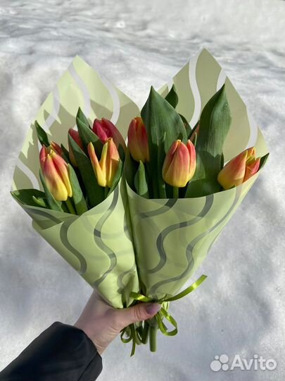 Тюльпаны к 8 марта