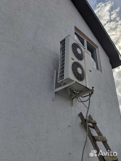 Кондиционер потолочный промышленный на 30 то0 кв