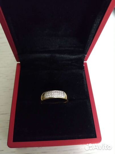 Золотое кольцо с бриллиантами дорожка