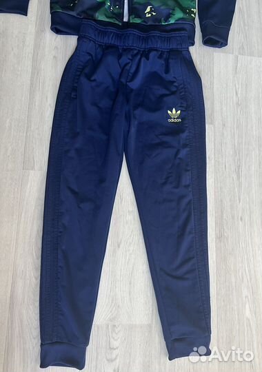 Спортивный костюм adidas для мальчика 152