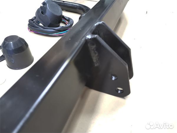 Фаркоп Honda Stepwgn 2005-2009