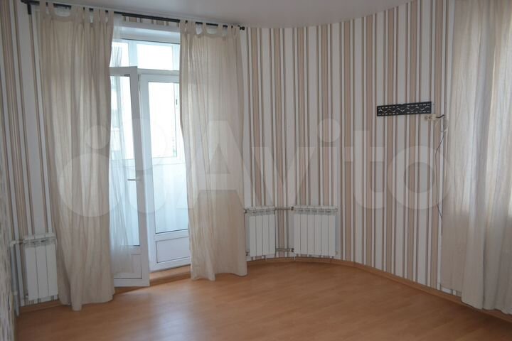 2-к. квартира, 65 м², 3/17 эт.