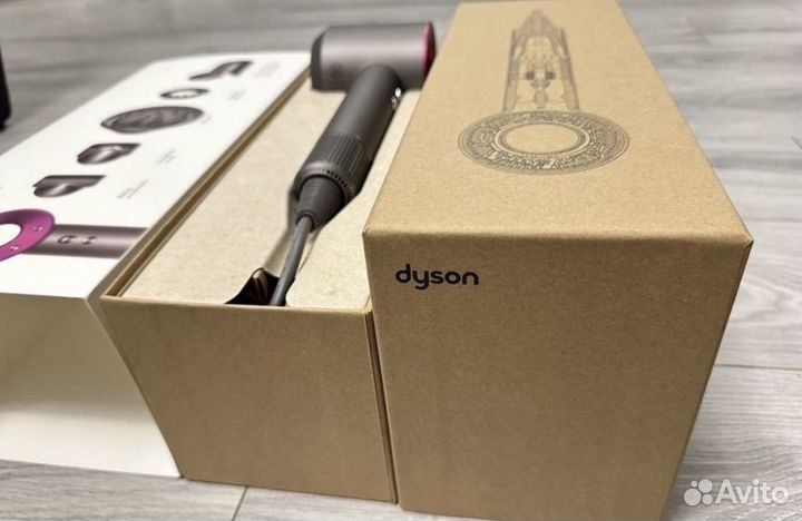 Фен dyson