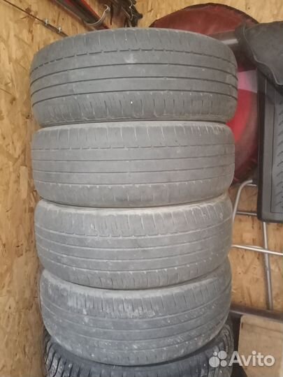 Kumho Crugen HP71 235/65 R17