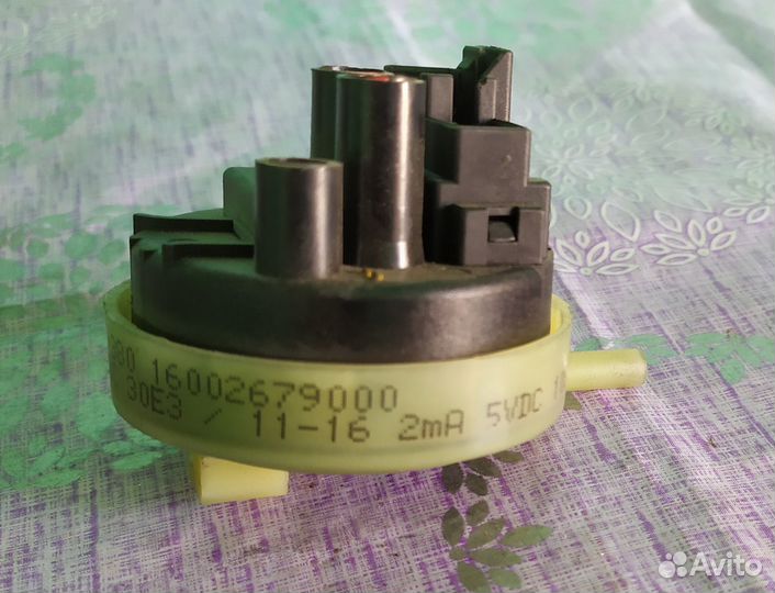 Продам запчасти от стиральной машины Indesit