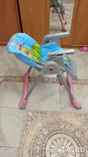 Детский стульчик для кормления