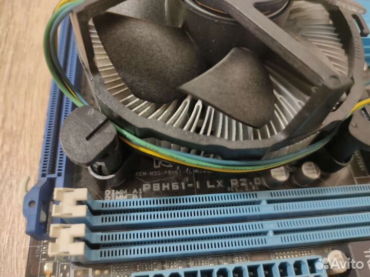 Материнская плата с процессором I3-3240