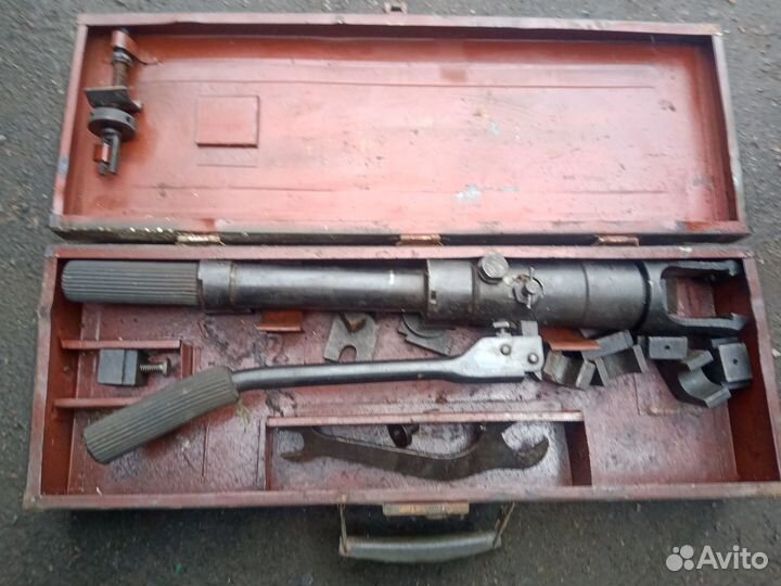 Гидравлический ручной пресс