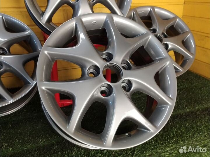 Диски Toyota R16 J6.5 5*114.3 ET50 DIA60.1