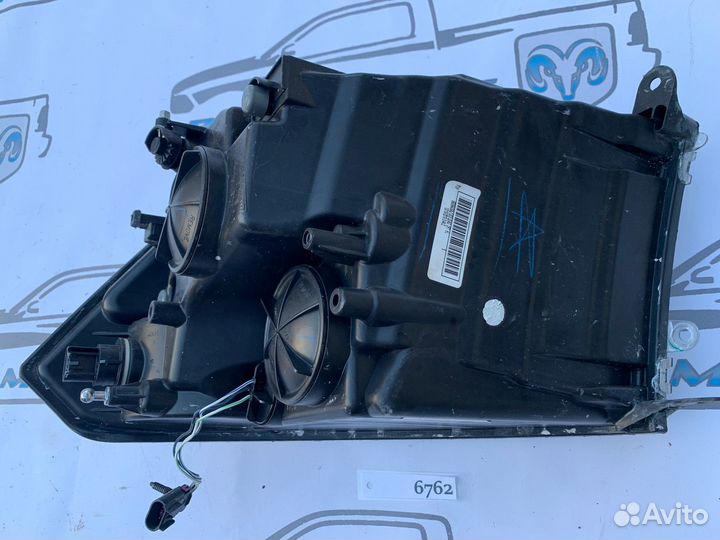 Фара передняя левая