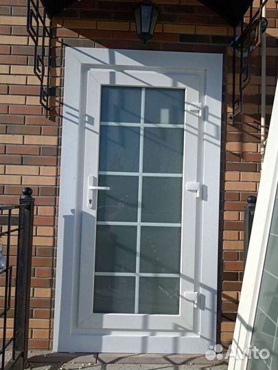 Пластиковые окна / Остекление балконов