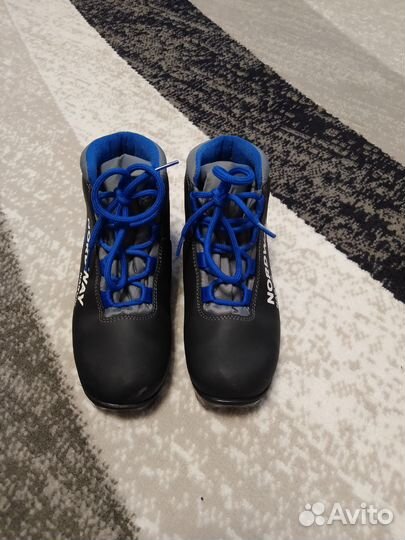 Лыжные ботинки 35 р-р