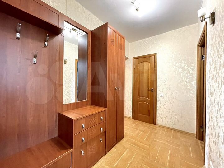 2-к. квартира, 73,3 м², 7/17 эт.