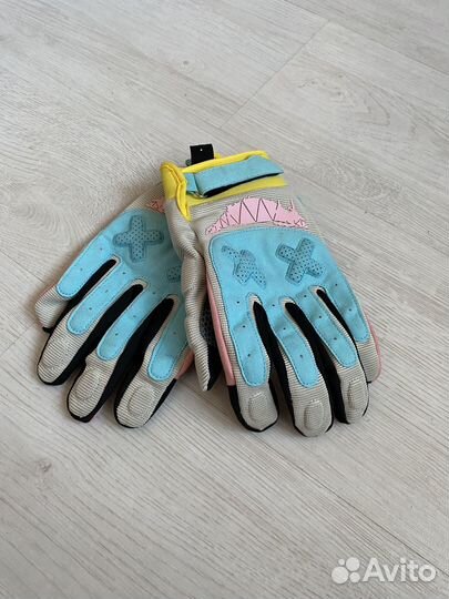 Стильные мото перчатки