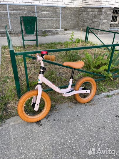 Беговел в хорошем состоянии.Очень удобен