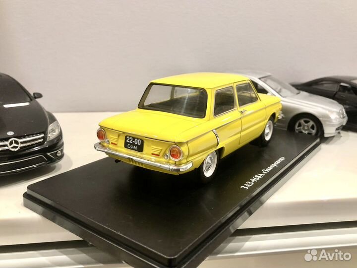 Модель автомобиля Ушастый зопорожец заз-968А 1:24