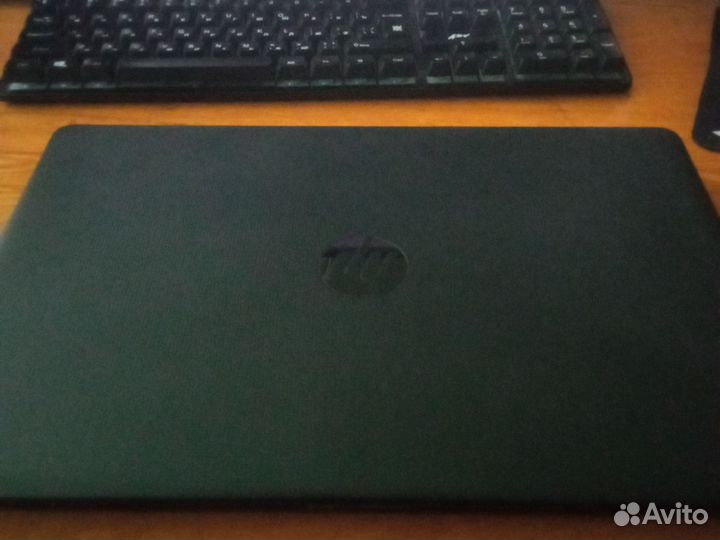 Продам ноутбук. Полностью чистый. С зарядкой