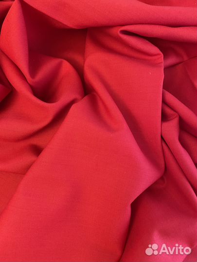 Ткань шерсть 100 костюмно-плательная, Англия