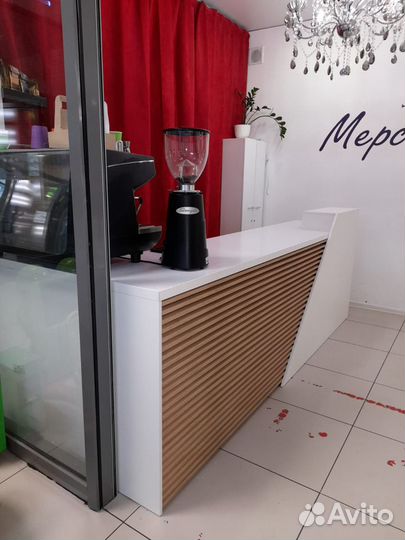 Барная стойка для кофейни