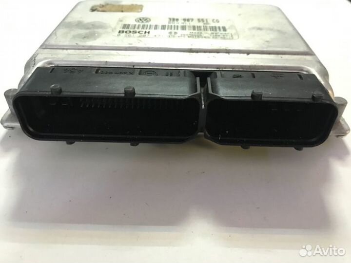 Электронный блок Volkswagen Passat