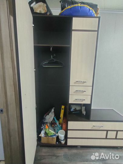 Шкаф в прихожую