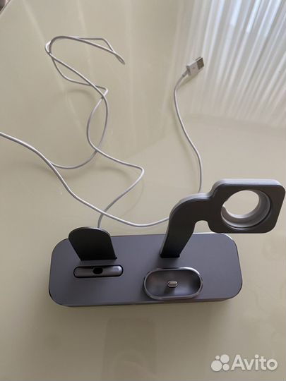 Док станция для iPhone