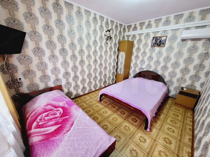 2-к. квартира, 40 м², 1/2 эт.