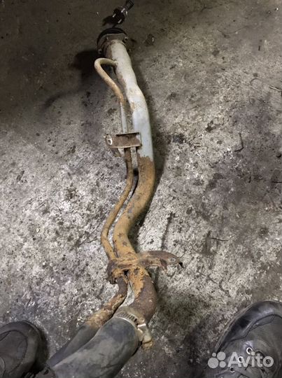 Горловина бензобака Subaru legacy bl bp