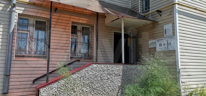 Нежилое здание в с.Порецкое, 347 м²