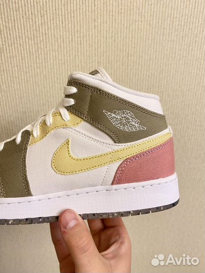 Кроссовки Jordan 1 Mid “Pastel Vivid Green Grind”