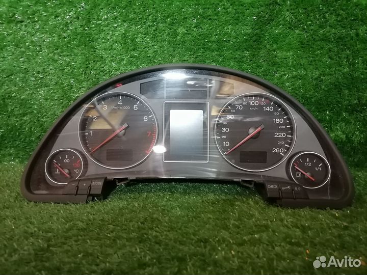 Спидометр (панель приборов) 8E0920900 Audi A4 B6 A