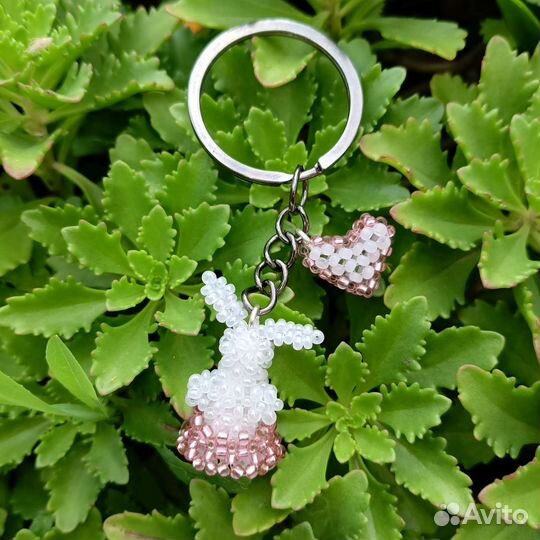 Брелок из бисера