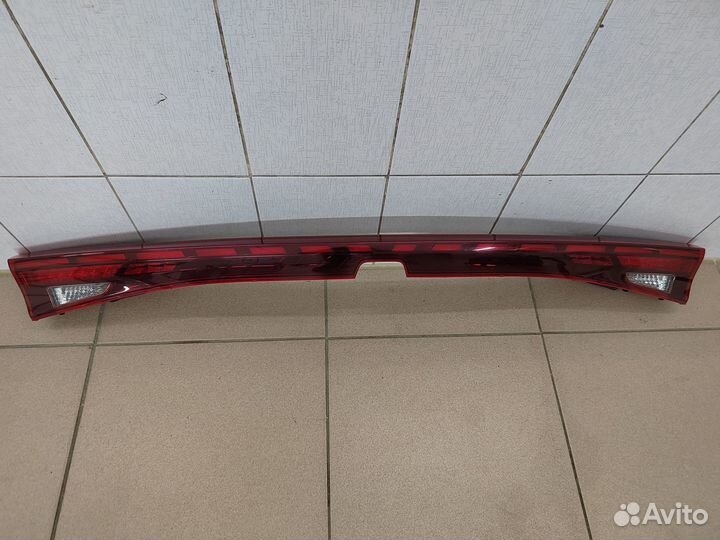 Фонарь центральный задний LED Kia K5 DL3